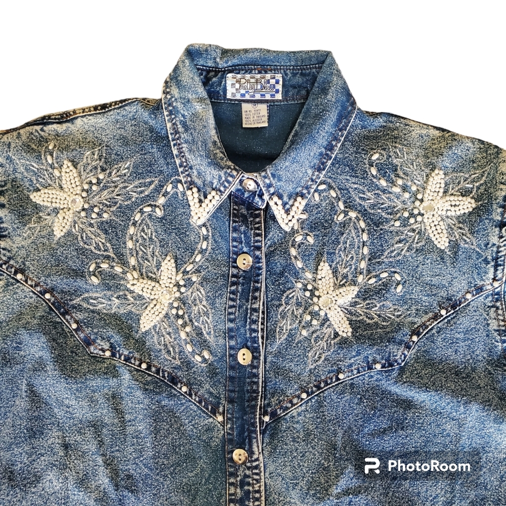 Pretty Bleu Short Sleeve Shirt Stonewashed Denim Blue Embellished Size Medium